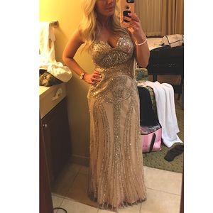 Gold/champagne Sequin sweetheart Formal Jovani Gown/dress
